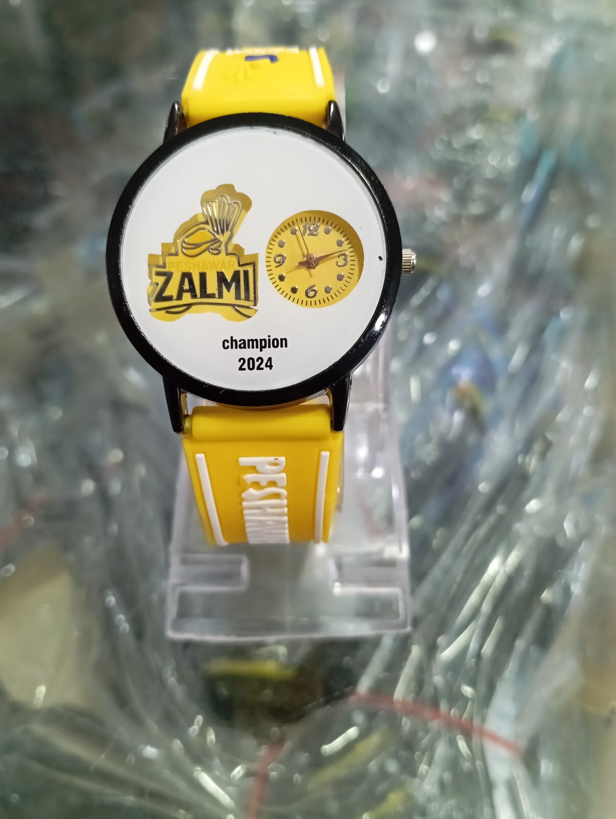 Peshawar Zalmi Logo Watch Psl Wrist Watches For Unisex Men’s formal Watch - Yellow